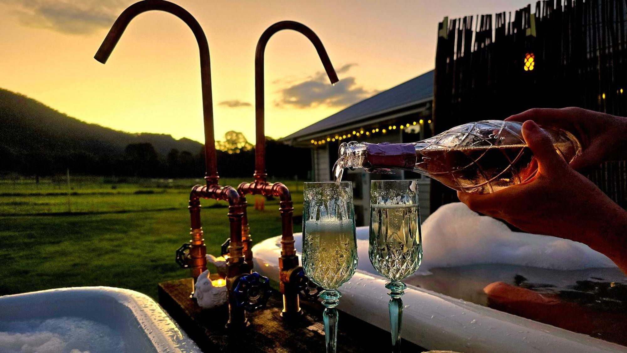 Fig Tree Farm B&B Highvale-Farmstay Near Brisbane! Exterior photo