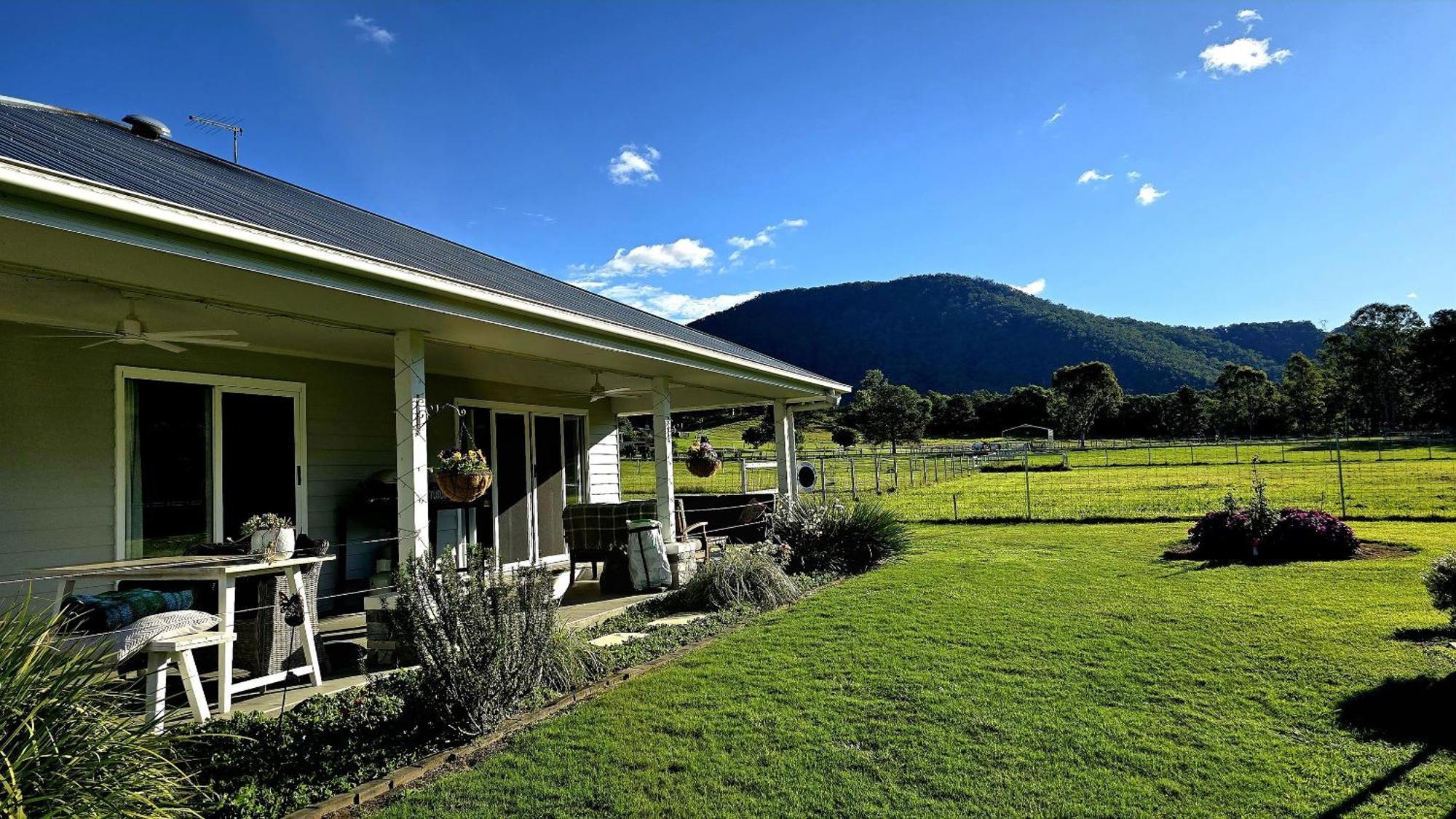 Fig Tree Farm B&B Highvale-Farmstay Near Brisbane! Exterior photo