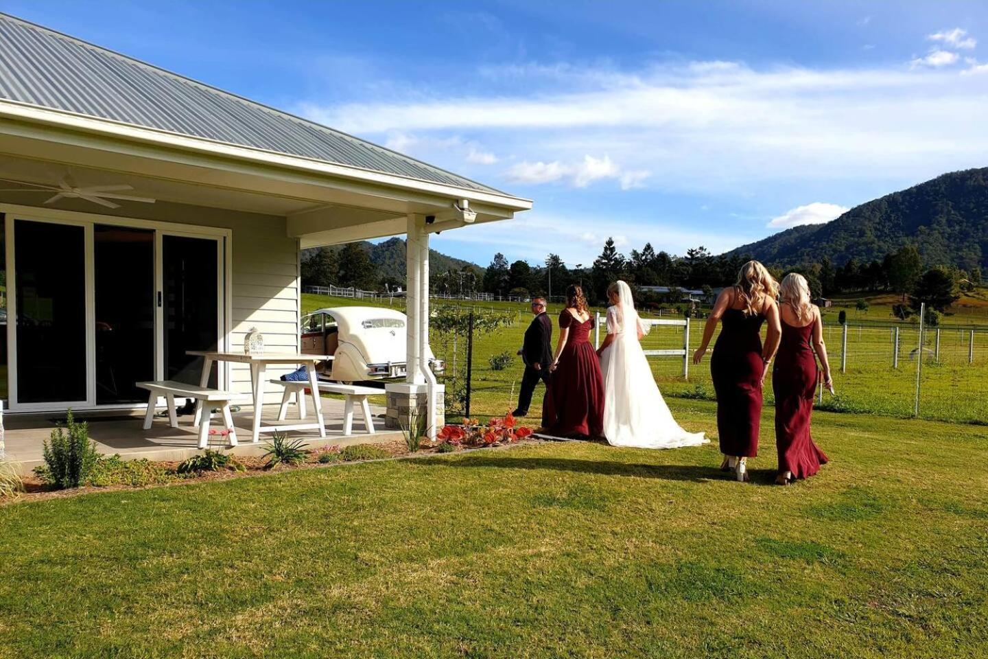 Fig Tree Farm B&B Highvale-Farmstay Near Brisbane! Exterior photo